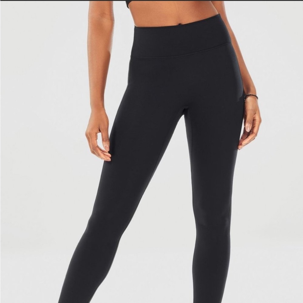 Fabletics Trinity High-Waisted Pocket Legging